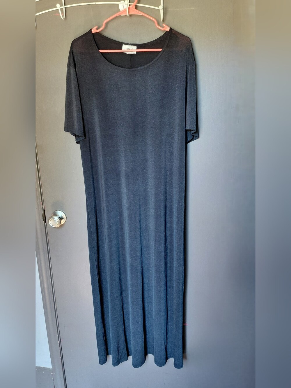 Vintage charcoal gray short-sleeve maxi T-shirt dress
